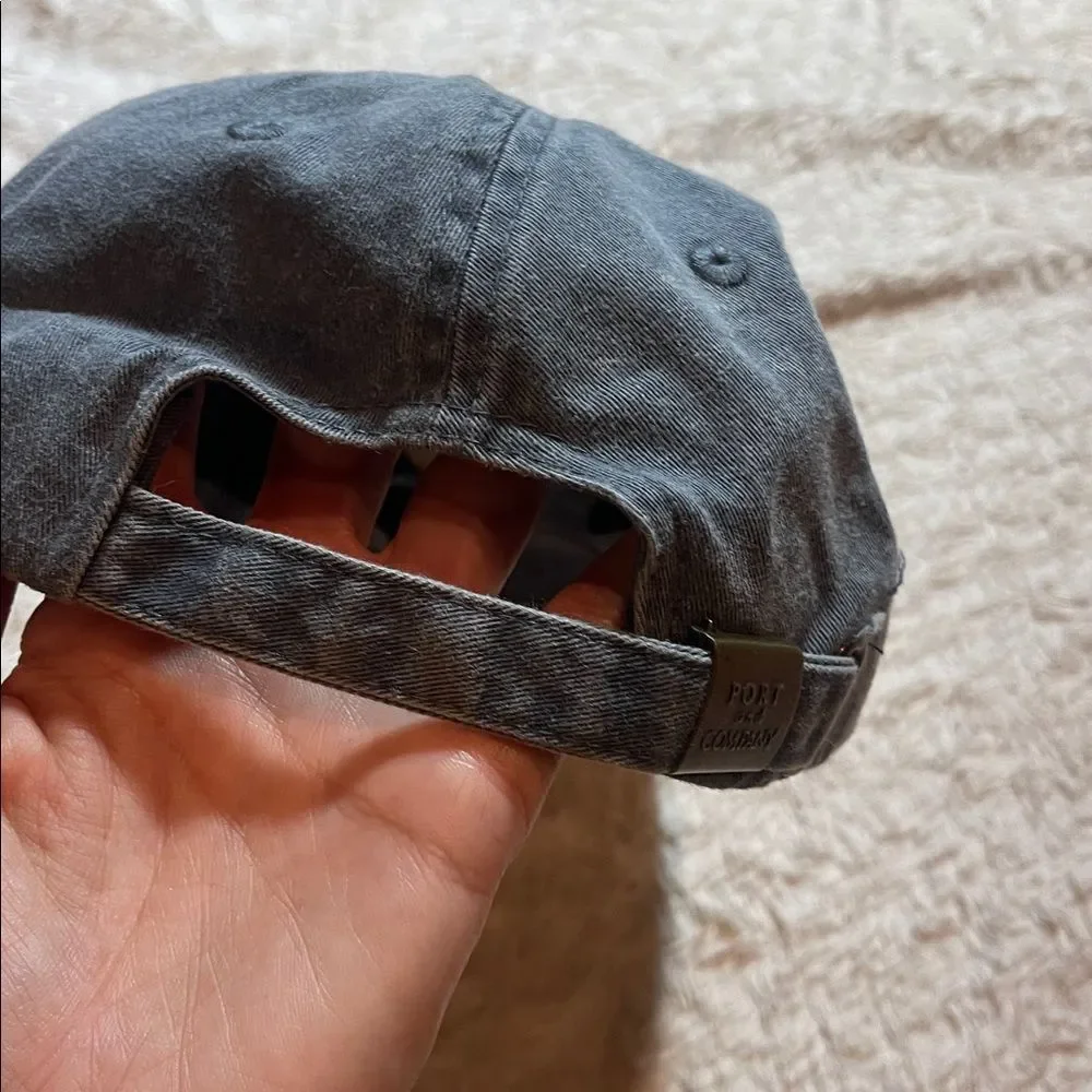 42|North Embroidered Pineapple Baseball Cap - Charcoal